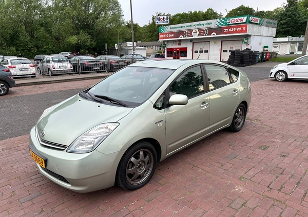 Toyota Prius cena 25000 przebieg: 240000, rok produkcji 2007 z Warszawa małe 631